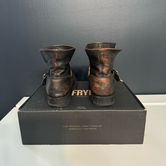 Frye Women’s Veronica Bootie in Antiqued Black Size 6.5 - Picture 5 of 9